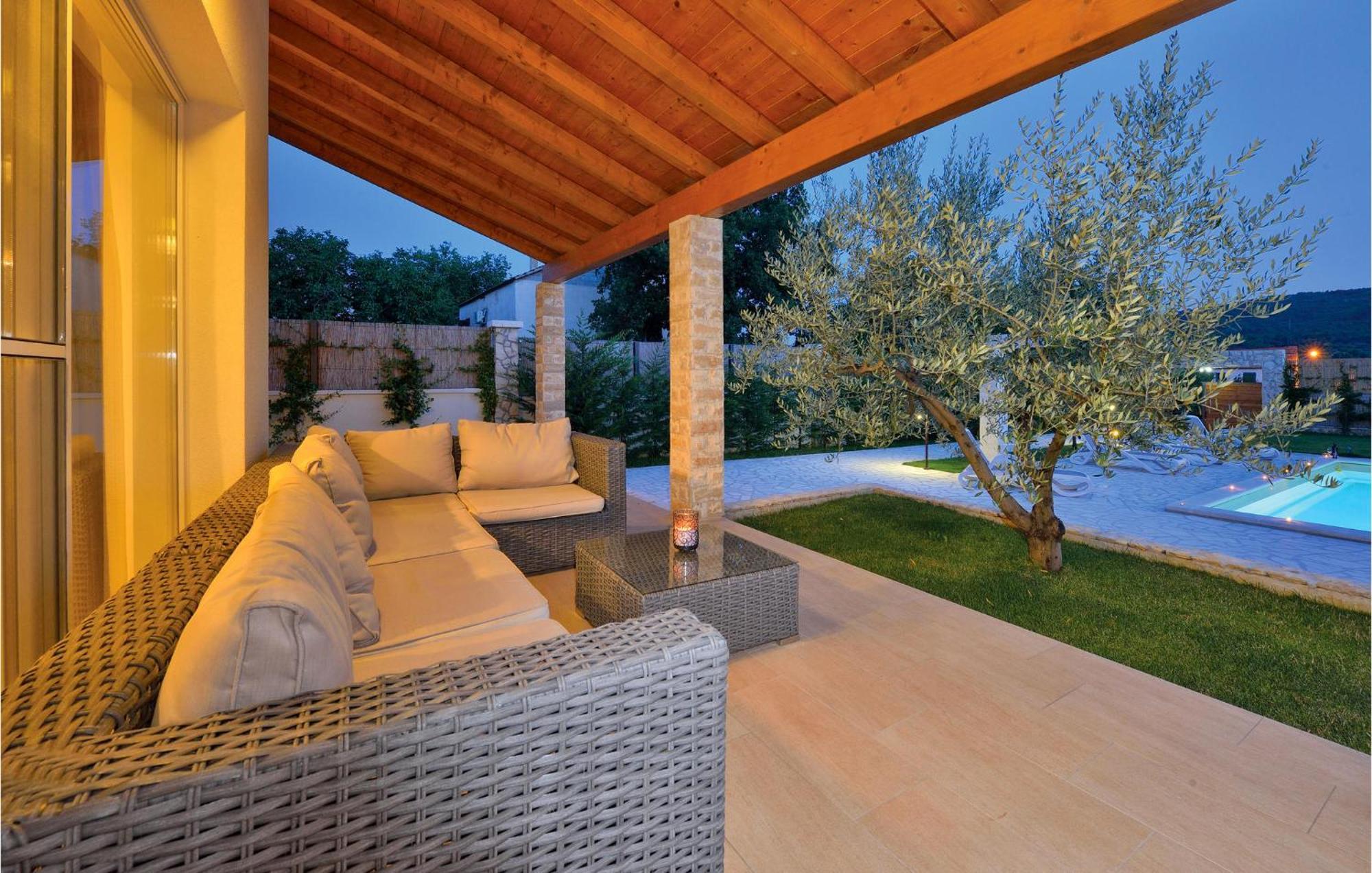 Lovely Home In Sibenik With Wifi 外观 照片