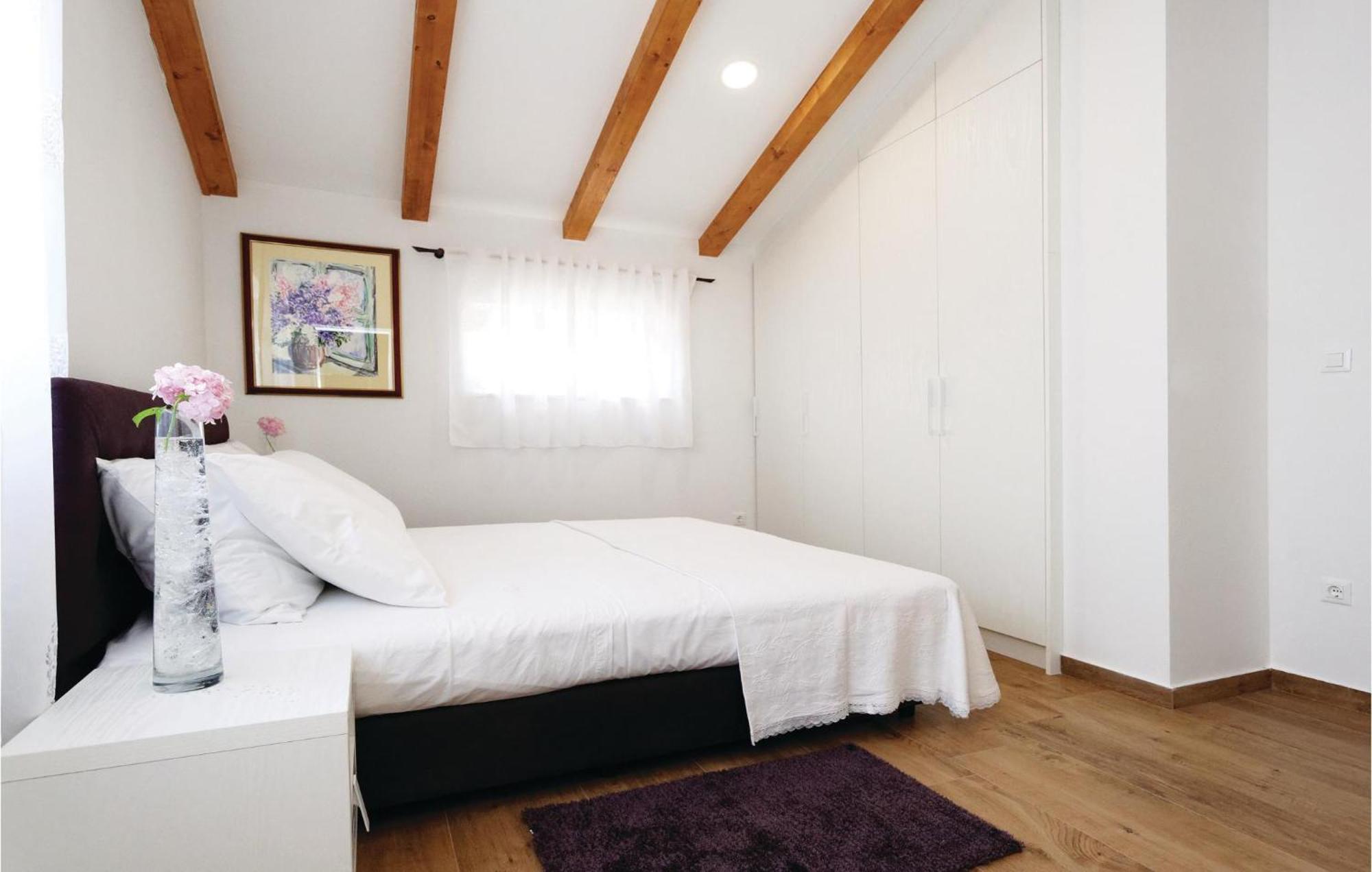 Lovely Home In Sibenik With Wifi 外观 照片