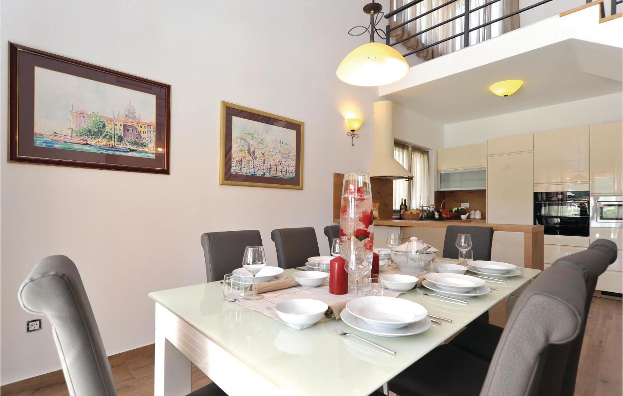 Lovely Home In Sibenik With Wifi 外观 照片
