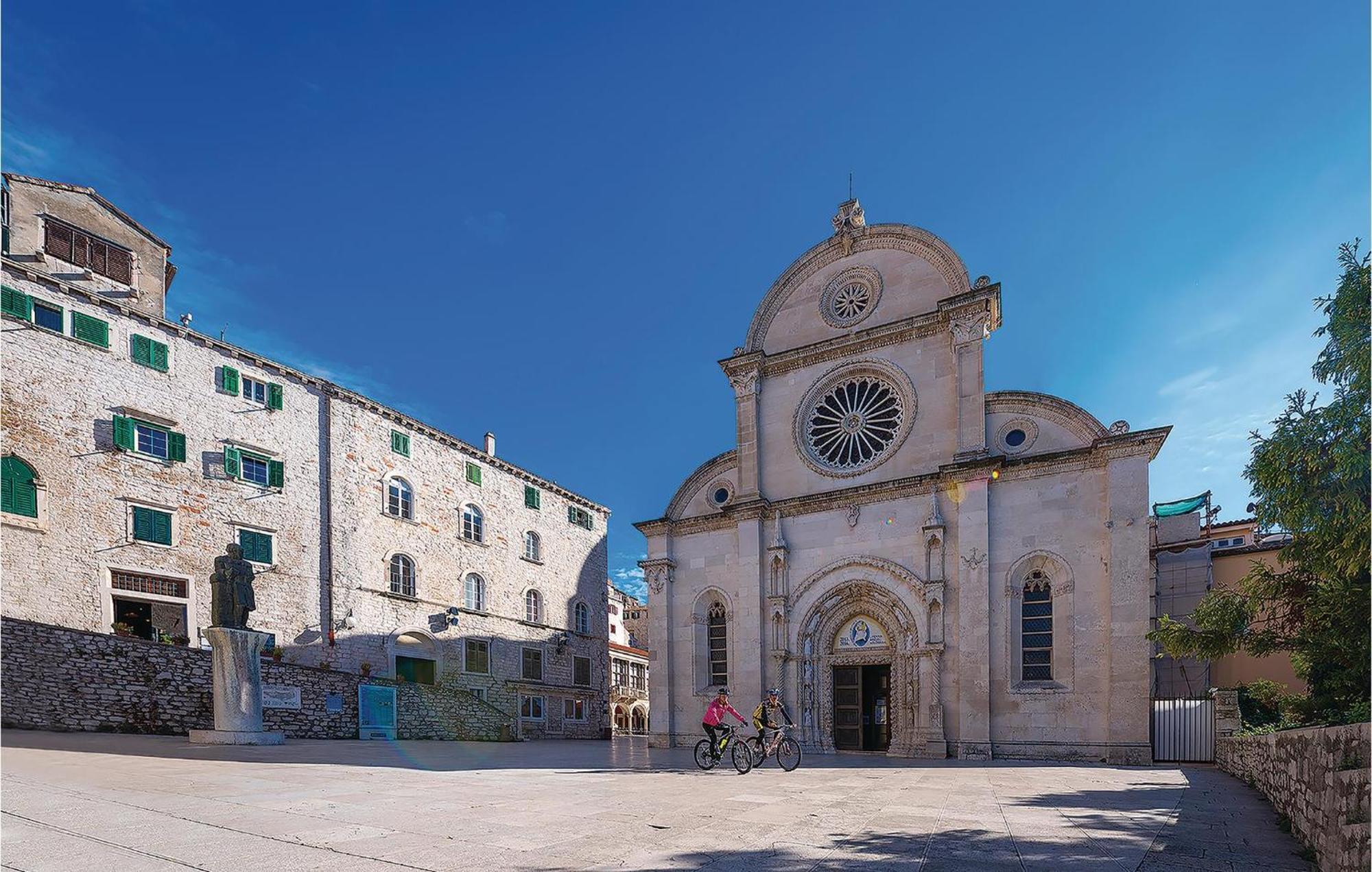 Lovely Home In Sibenik With Wifi 外观 照片